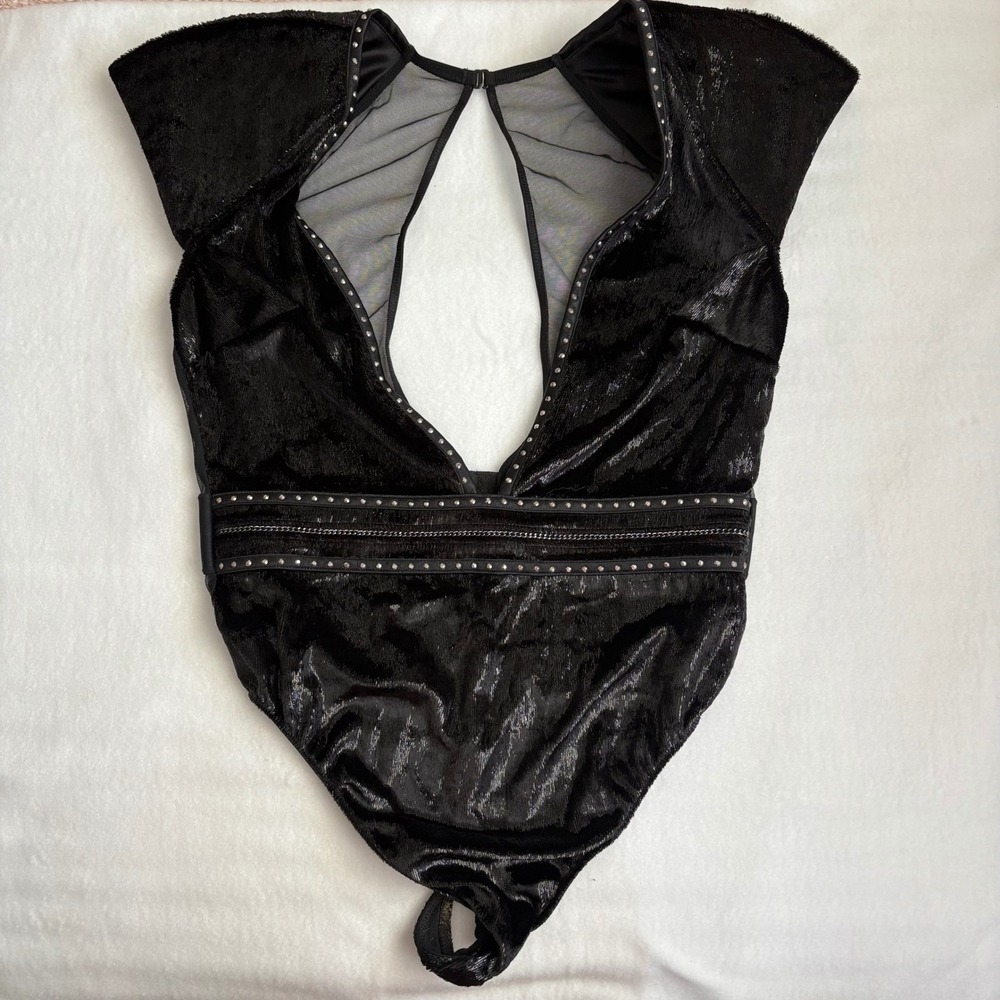 Victoria Secret Black Velvet Studded Chain Mesh Plunge Bodysuit Leotard Small